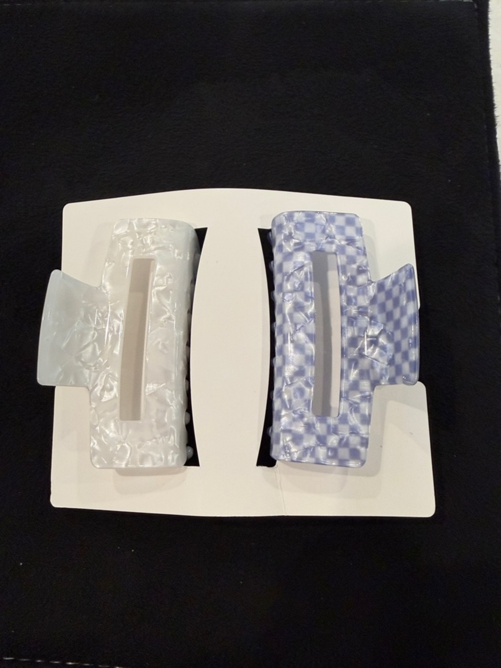 Source Unknown White and Light Blue Marbled Rectangle Hair Clips